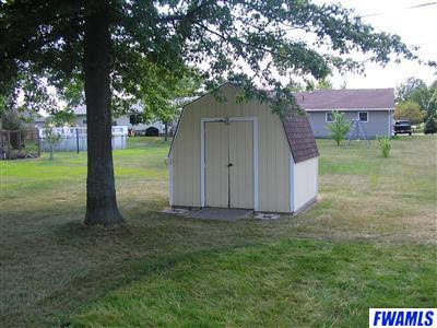 122 Stratford Court Decatur, IN 46733 - Photo 2 of 4