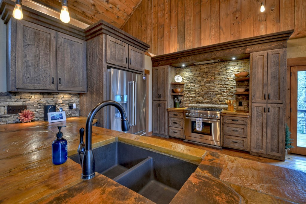 2691 Highway 2 Blue Ridge, GA 30513 - Photo 45 of 65