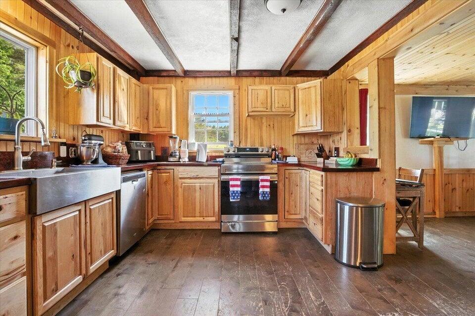 817 Riverside Drive Augusta, ME 04330 - Photo 21 of 54