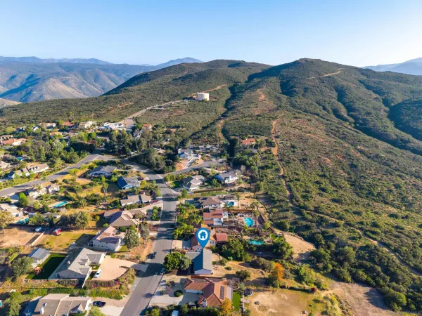 $798,999 | 15674 Cathedral Way, Ramona, CA 92065