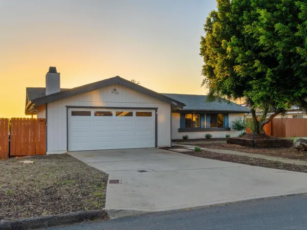 $798,999 | 15674 Cathedral Way, Ramona, CA 92065
