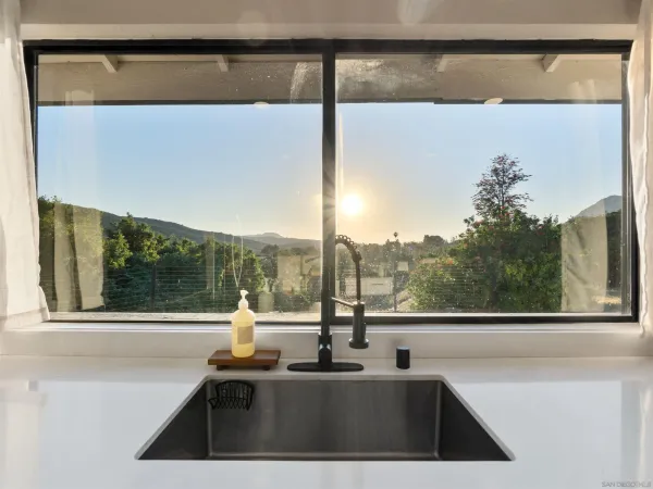 $798,999 | 15674 Cathedral Way, Ramona, CA 92065