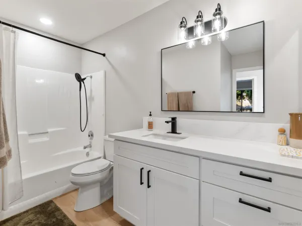 $798,999 | 15674 Cathedral Way, Ramona, CA 92065