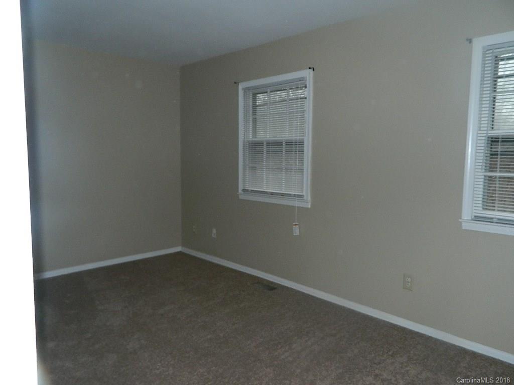8402 Knights Bridge Road, Unit 131 Charlotte, NC 28210 - Photo 7 of 12