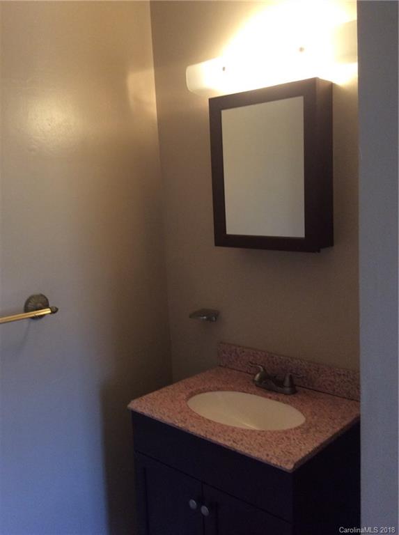 8402 Knights Bridge Road, Unit 131 Charlotte, NC 28210 - Photo 10 of 12