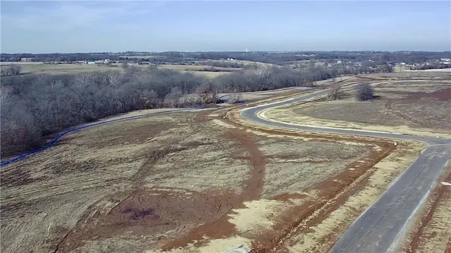 $463,050 | 32201 East Outerbelt Road, Lake Lotawana, MO 64086