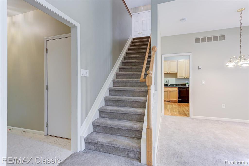 41620 Mitchell Road Novi, MI 48377 - Photo 14 of 40