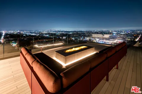 $23,500,000 | 8116 Laurel View Drive, Los Angeles, CA 90069