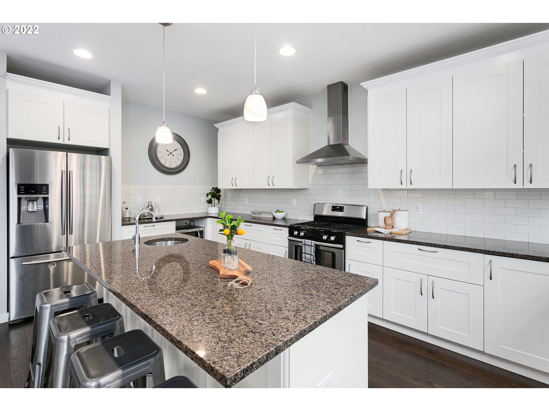 17007 Northeast 30th Avenue Ridgefield, WA 98642 - Photo 11 of 31 Kitchen