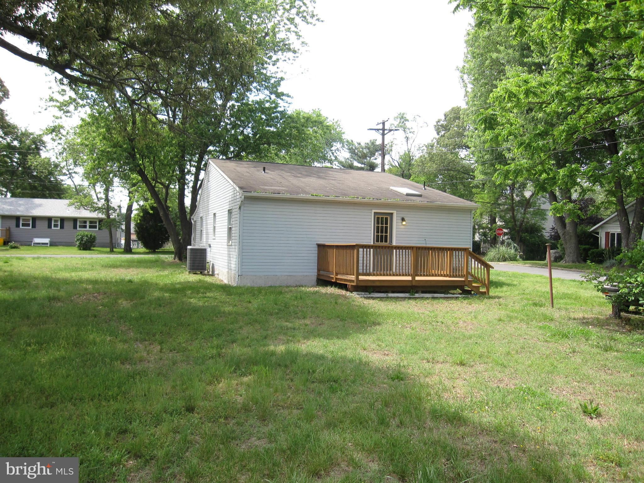 Exterior (Rear)