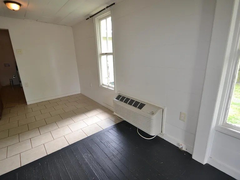 735 2nd Avenue, Unit 4 Columbus, GA 31901 - Photo 5 of 8