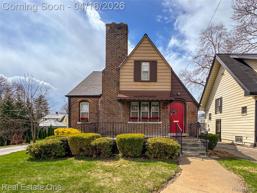 486 West Iroquois Road Pontiac, MI 48341 - Photo 1 of 56 Gallery Image 1
