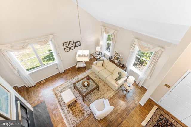 $886,000 | 922 Saratoga Drive, West Chester, PA 19380