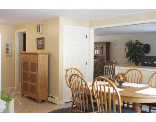 37 Uxbridge Road Sutton, MA 01590 - Photo 3 of 19