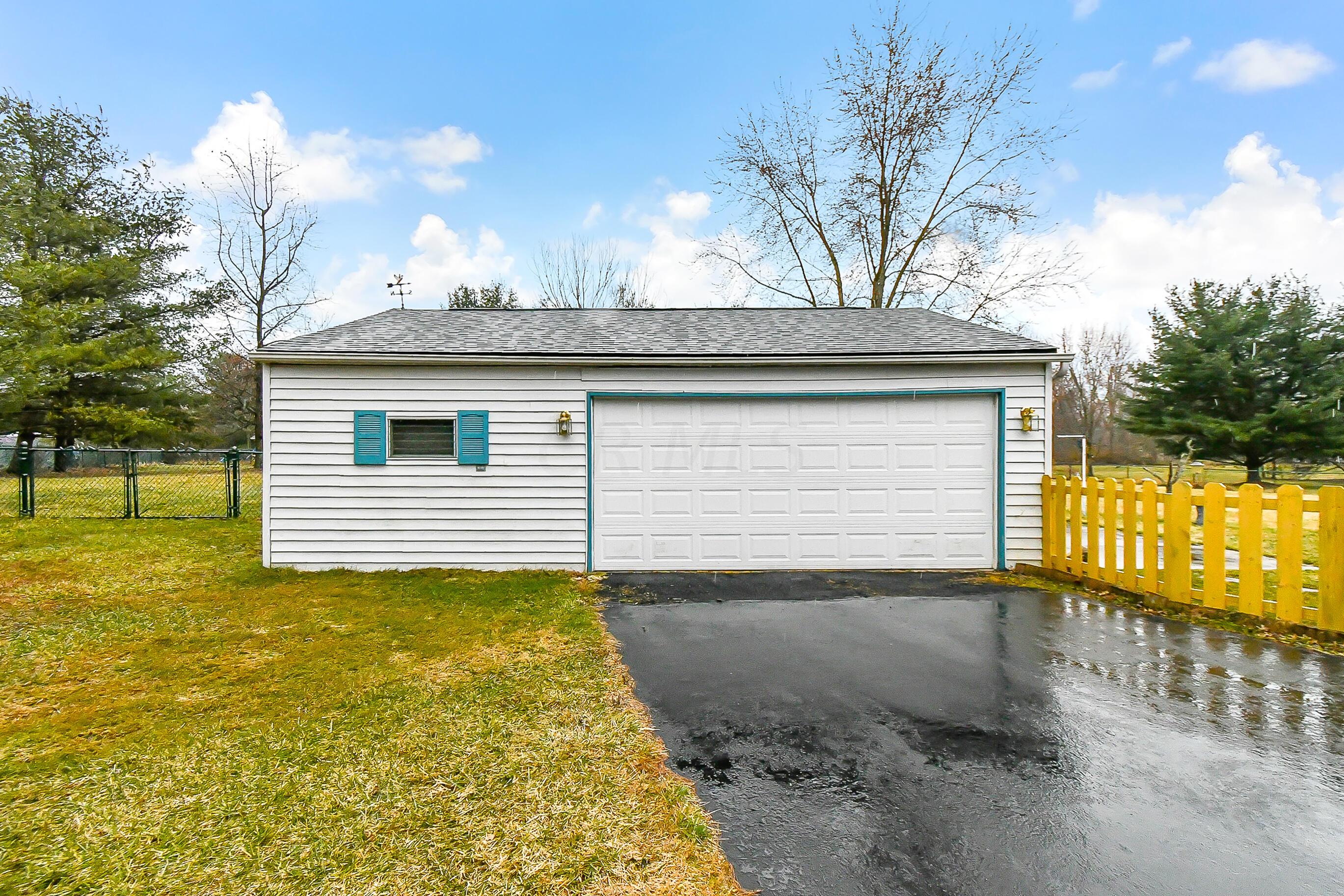 4021 Worthington Road Galena, OH 43021 - Photo 4 of 50