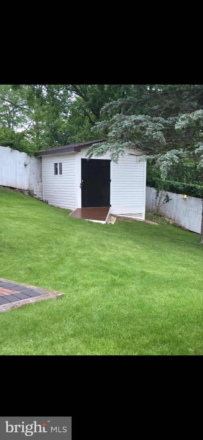 3505 East Joppa Road Parkville, MD 21234 - Photo 40 of 42 a view of a back yard