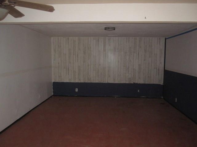 2150 Harris Street Gainesville, TX 76240 - Photo 12 of 20 a view of entryway