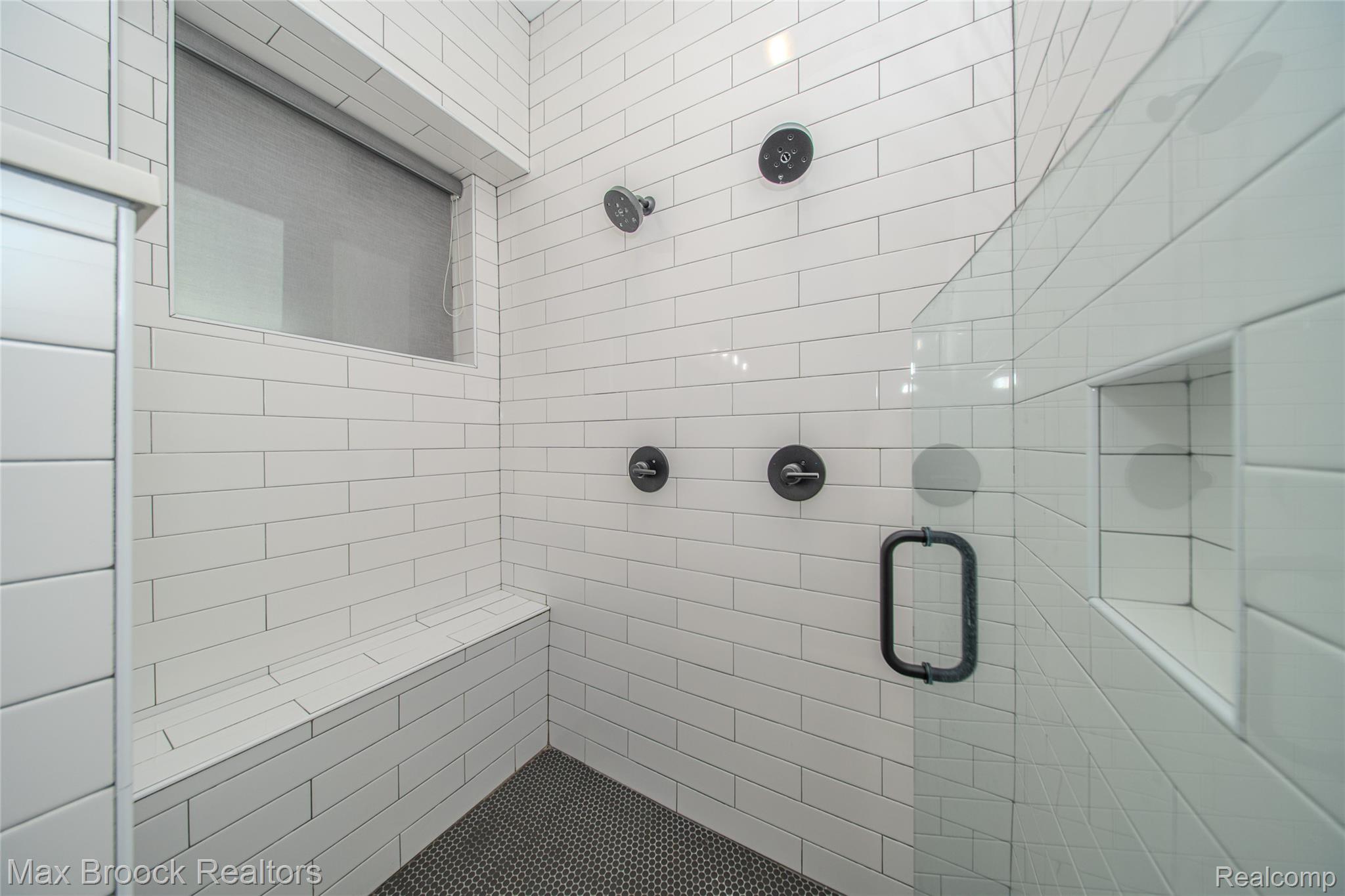 4530 Commonwealth Street, Unit 1 Detroit, MI 48208 - Photo 40 of 66 v511624_48.jpg