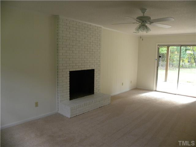 511 Latta Road Durham, NC 27712 - Photo 2 of 9 Den/Family/Great Room