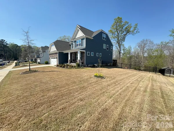 $799,900 | 13231 Fiore Place, Huntersville, NC 28078