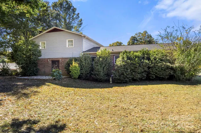 $290,000 | 543 Blacksnake Road, Stanley, NC 28164