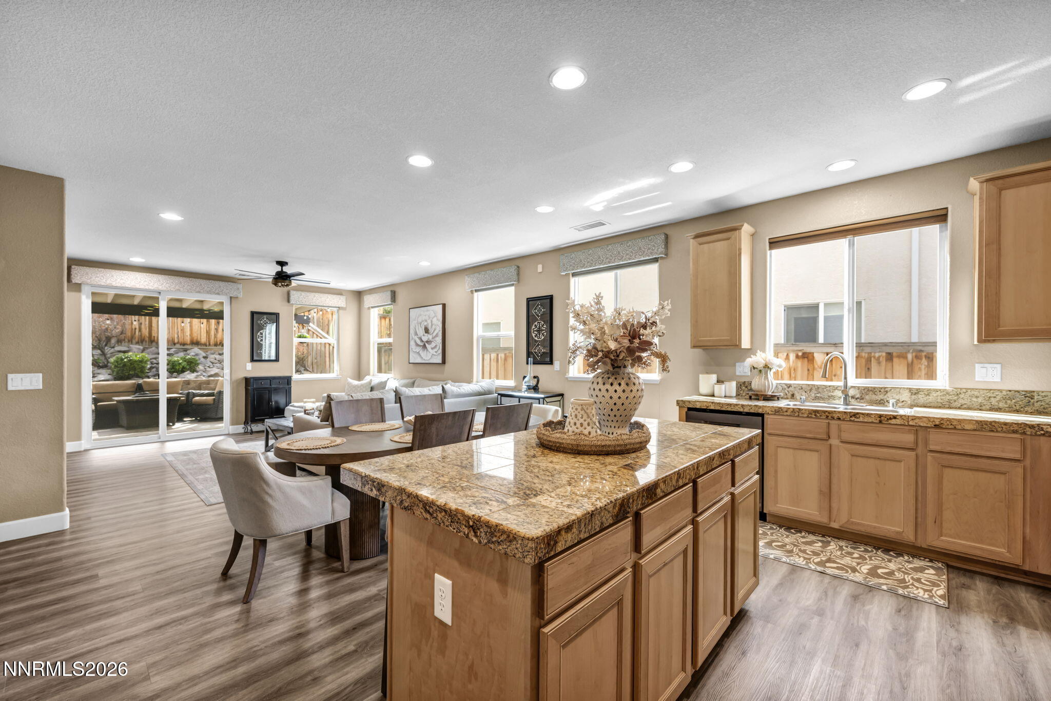 490 Luciana Drive Reno, NV 89521 - Photo 13 of 43 41-web-or-mls-490-luciana-dr