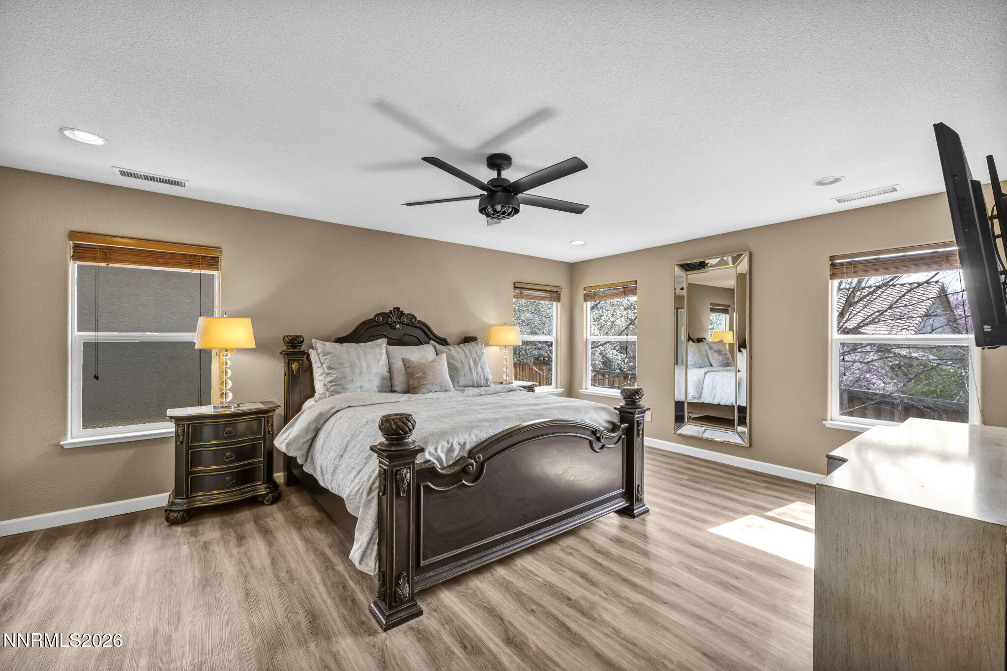 490 Luciana Drive Reno, NV 89521 - Photo 20 of 43 59-web-or-mls-490-luciana-dr