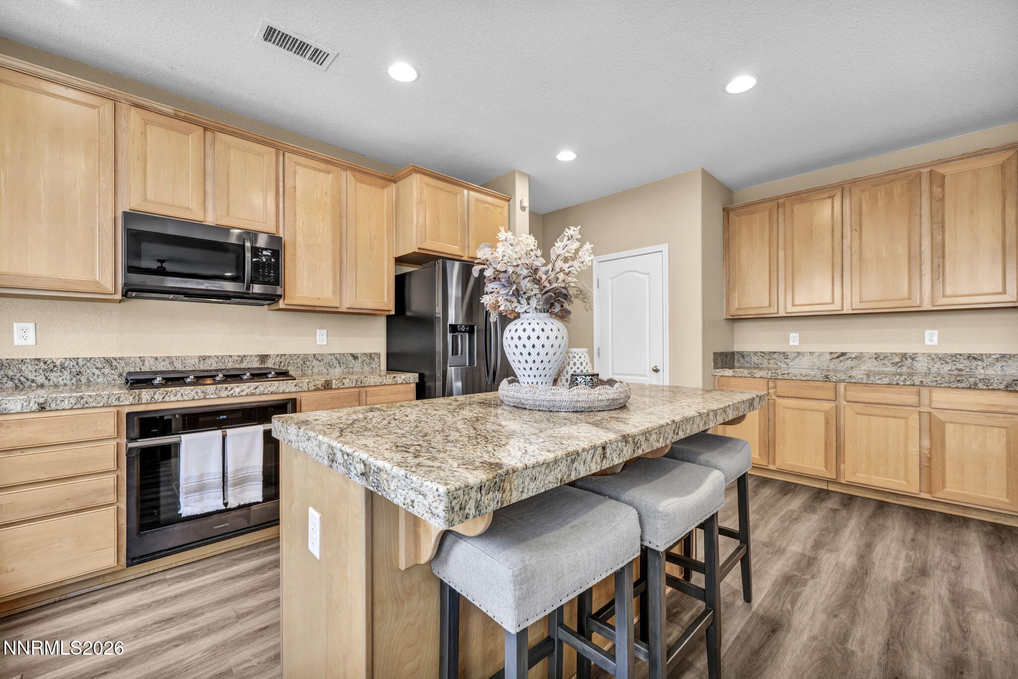 490 Luciana Drive Reno, NV 89521 - Photo 9 of 43 42-web-or-mls-490-luciana-dr