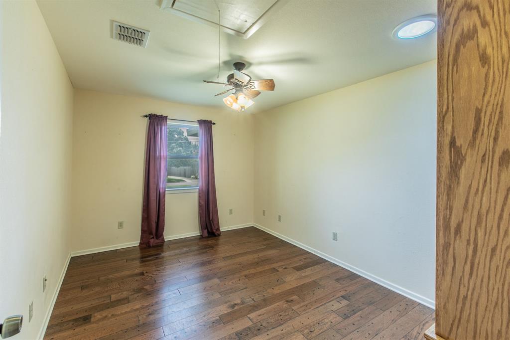 519 First Street Hewitt, TX 76643 - Photo 17 of 35