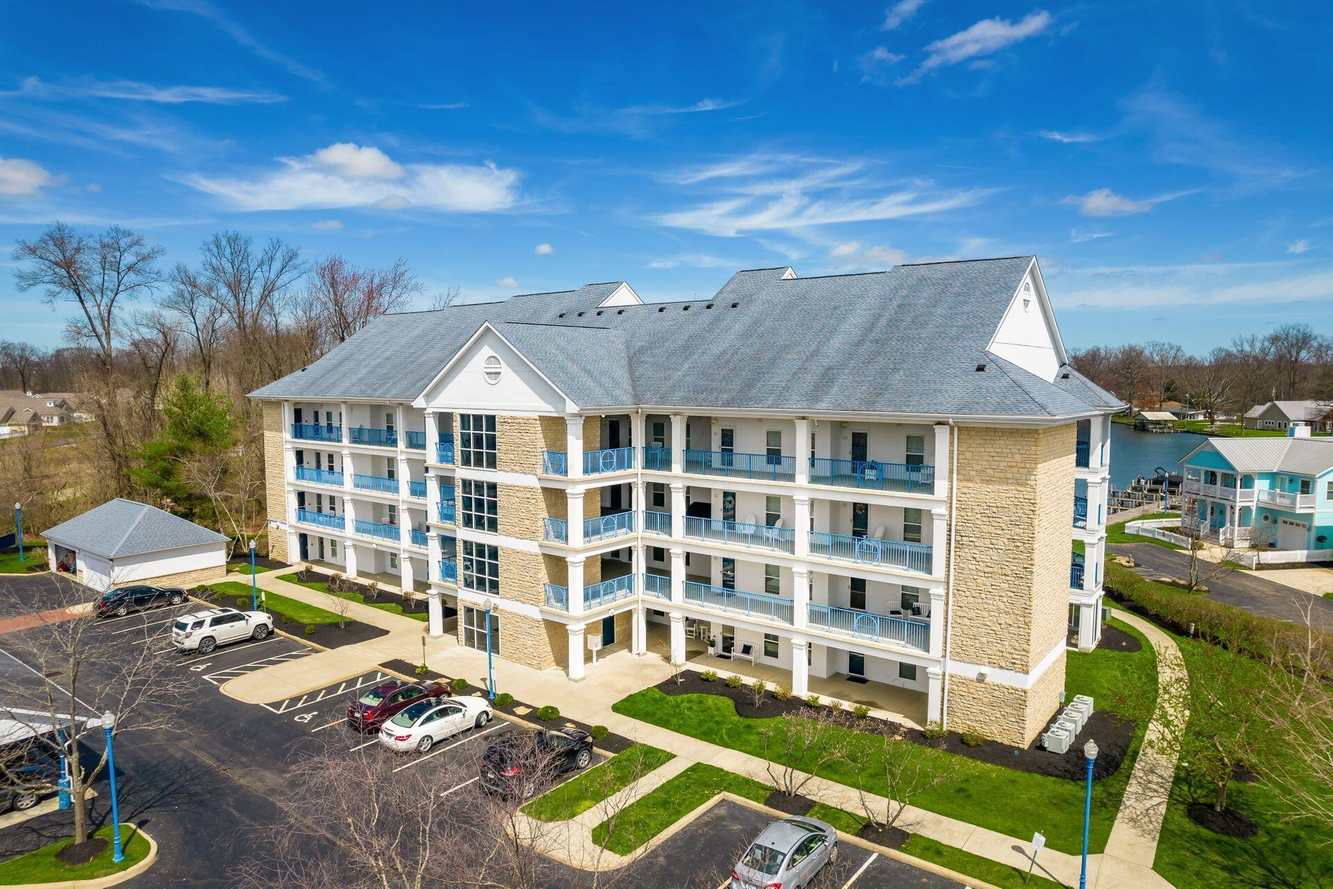 4401 Hunts Landing Road, Unit 305 Hebron, OH 43025 - Photo 5 of 51 005_n OH 43025 USA DRONE016