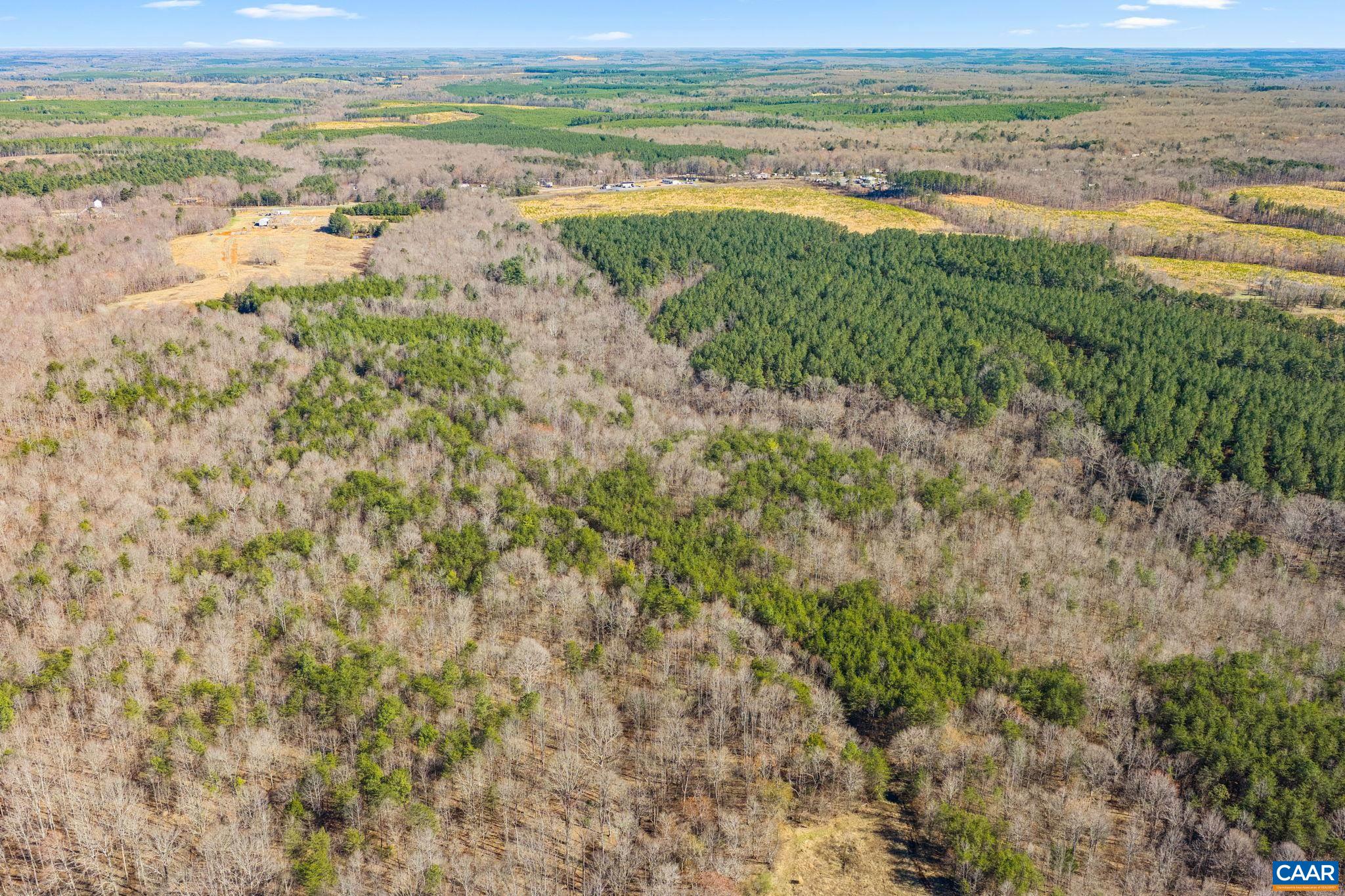 12145 South Constitution Route Scottsville, VA 24590 - Photo 7 of 22 a view of beach and ocean