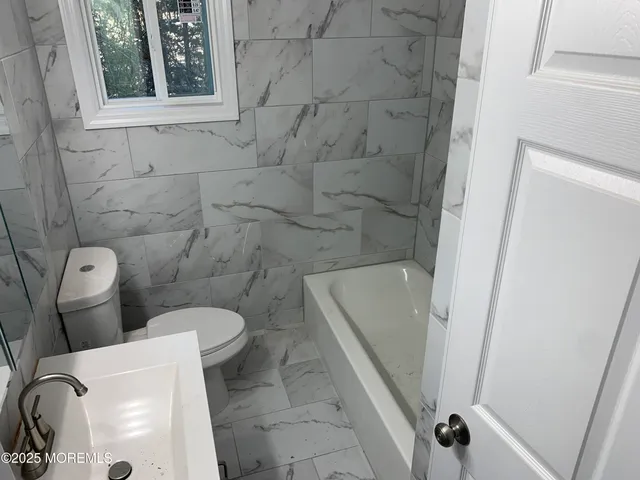 $2,500 | 626 Nugentown Road, Little Egg Harbor, NJ 08087