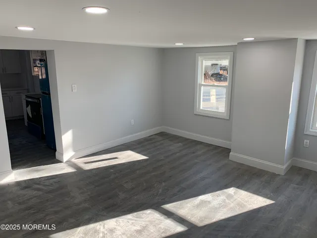 $2,500 | 626 Nugentown Road, Little Egg Harbor, NJ 08087