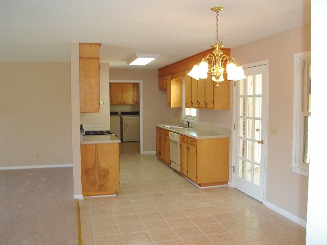 1221 Moorehead Place Pendleton, SC 29670 - Photo 2 of 9