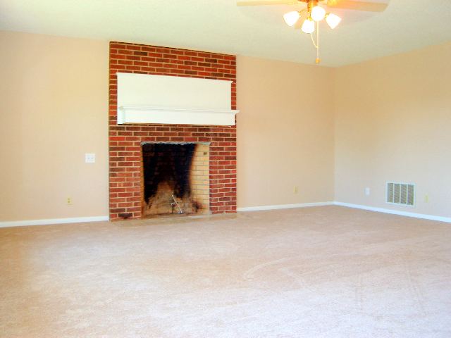 1221 Moorehead Place Pendleton, SC 29670 - Photo 7 of 9