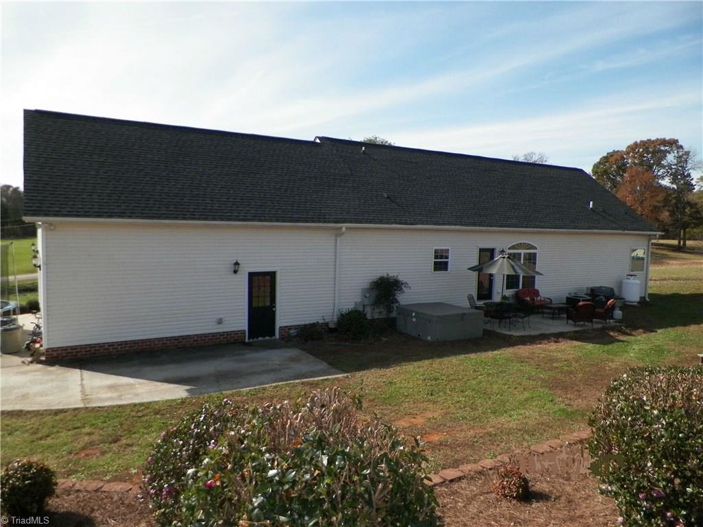 575 Lake Leonard Road Lexington, NC 27295 - Photo 18 of 20 Gallery Image 18