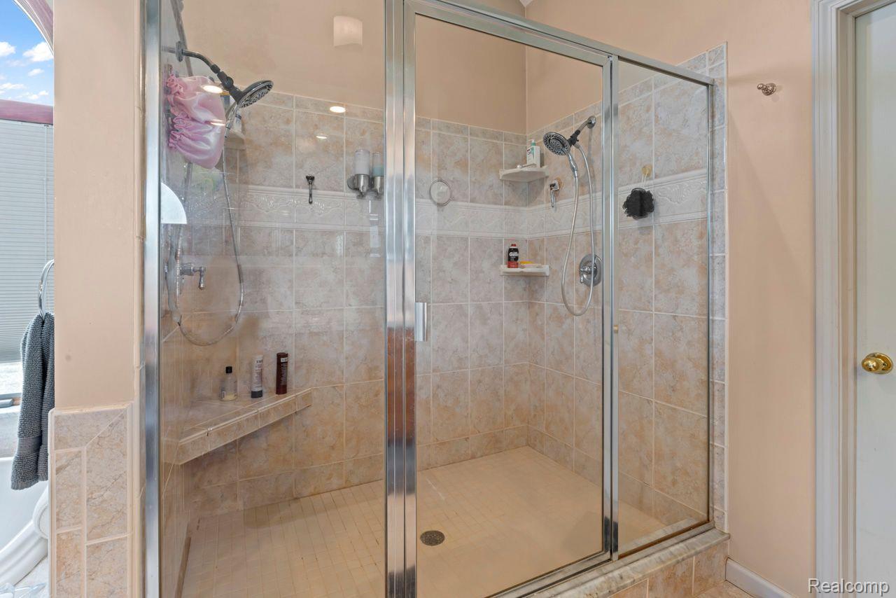5215 Cook Road Swartz Creek, MI 48473 - Photo 31 of 52 Gallery Image 31