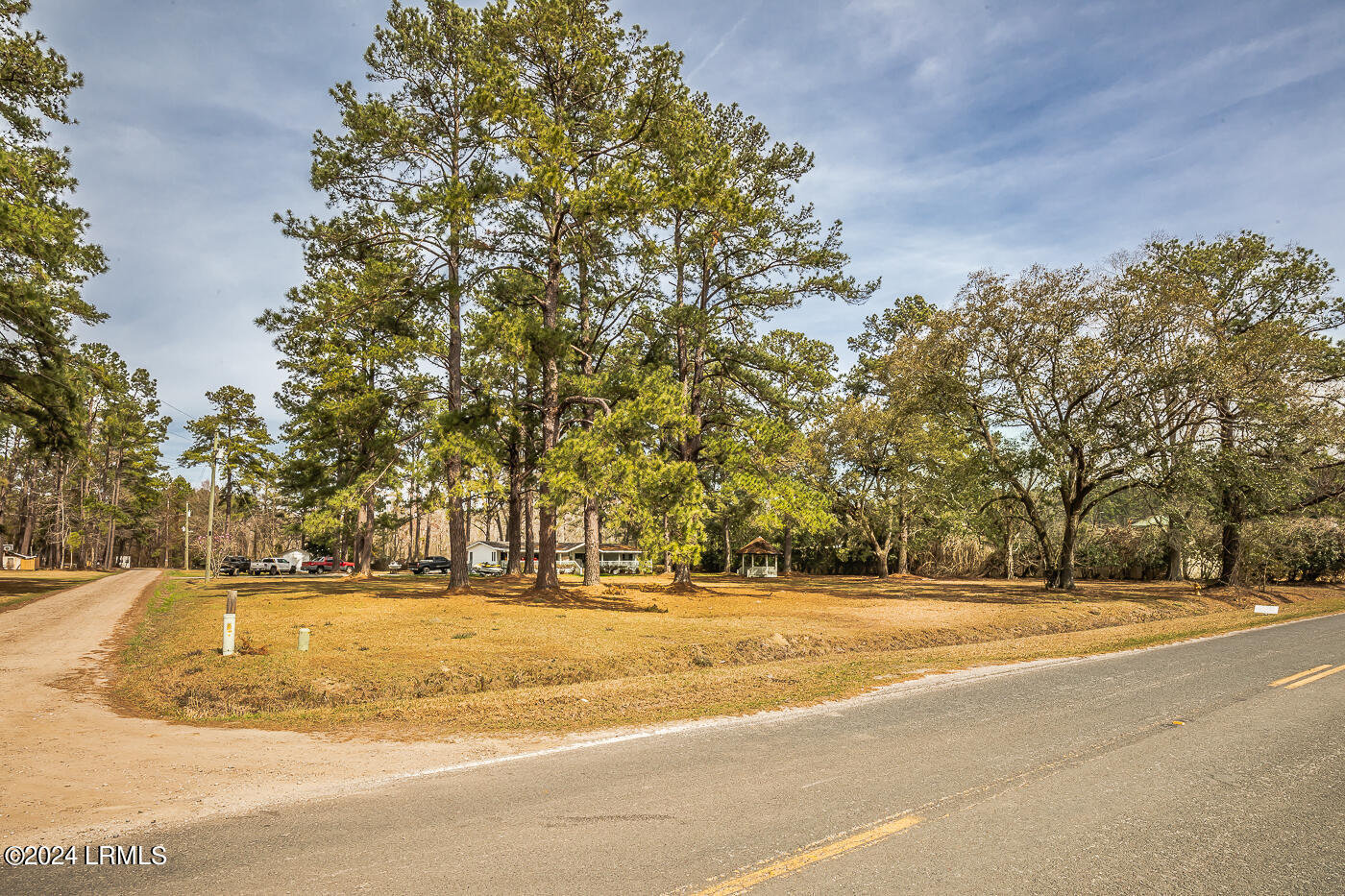1557 Brickyard Road Hardeeville, SC 29927 - Photo 16 of 22 Front left