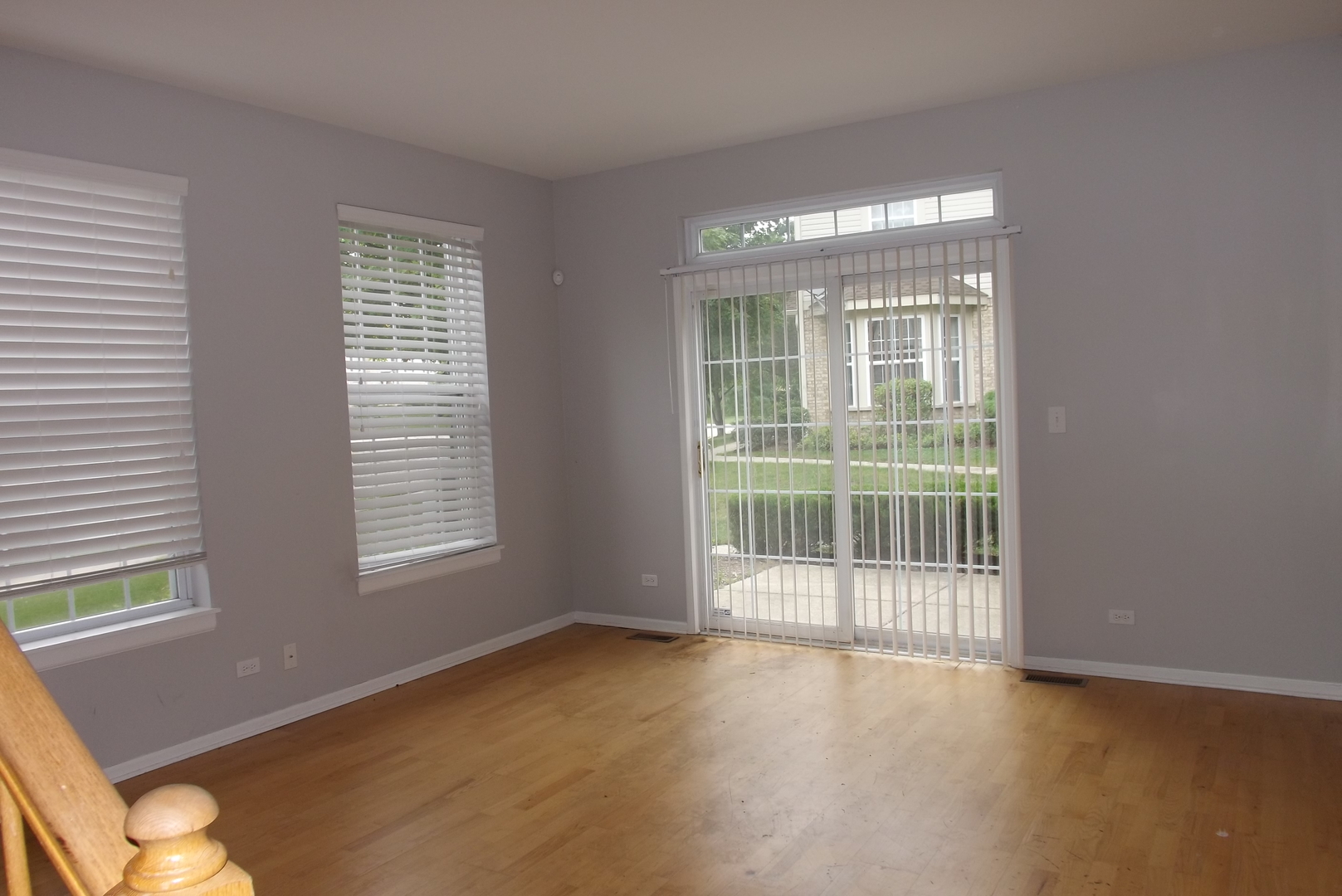 1237 Georgetown Way Vernon Hills, IL 60061 - Photo 14 of 16 a view of an empty room with a window