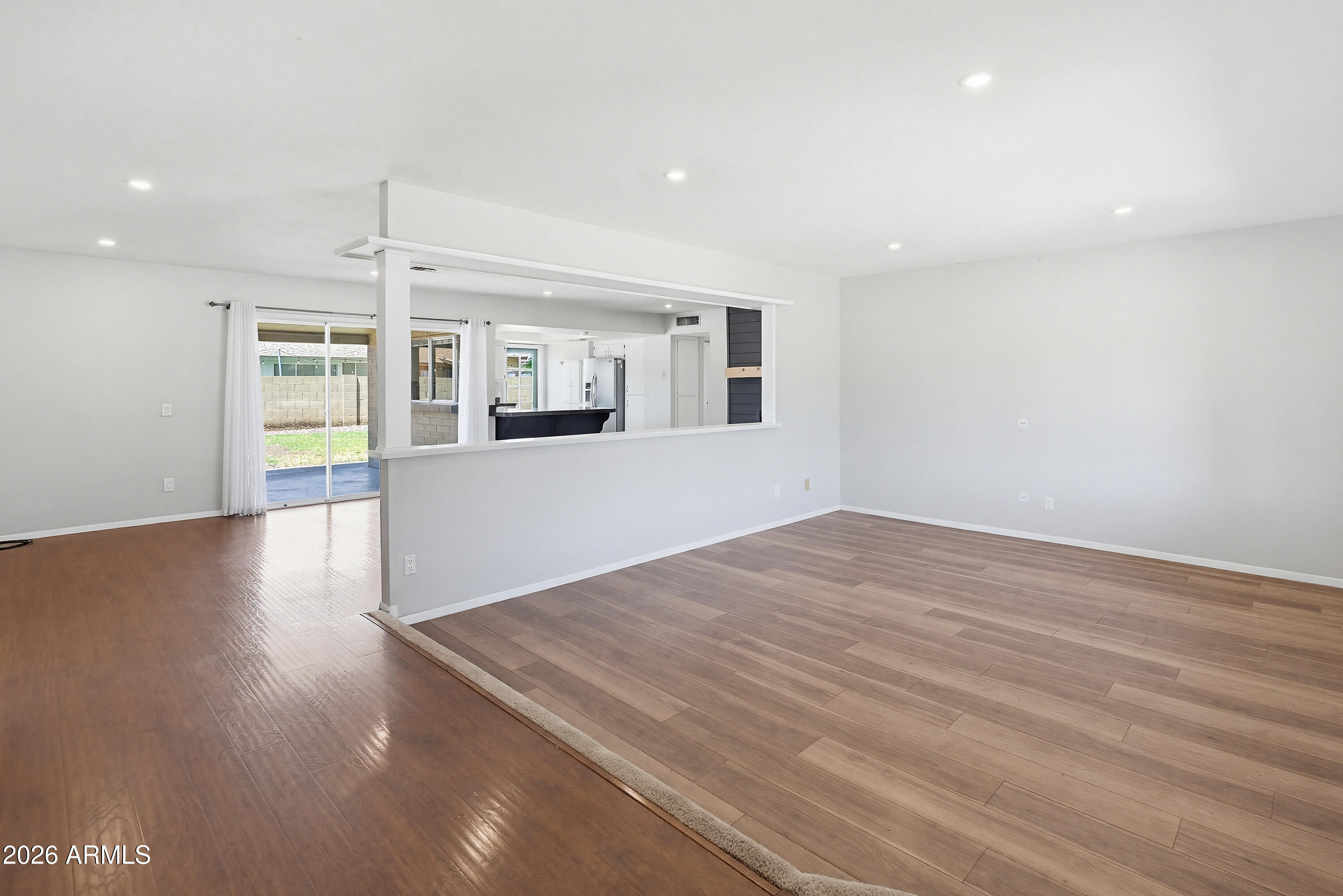4844 West Royal Palm Road Glendale, AZ 85302 - Photo 4 of 54
