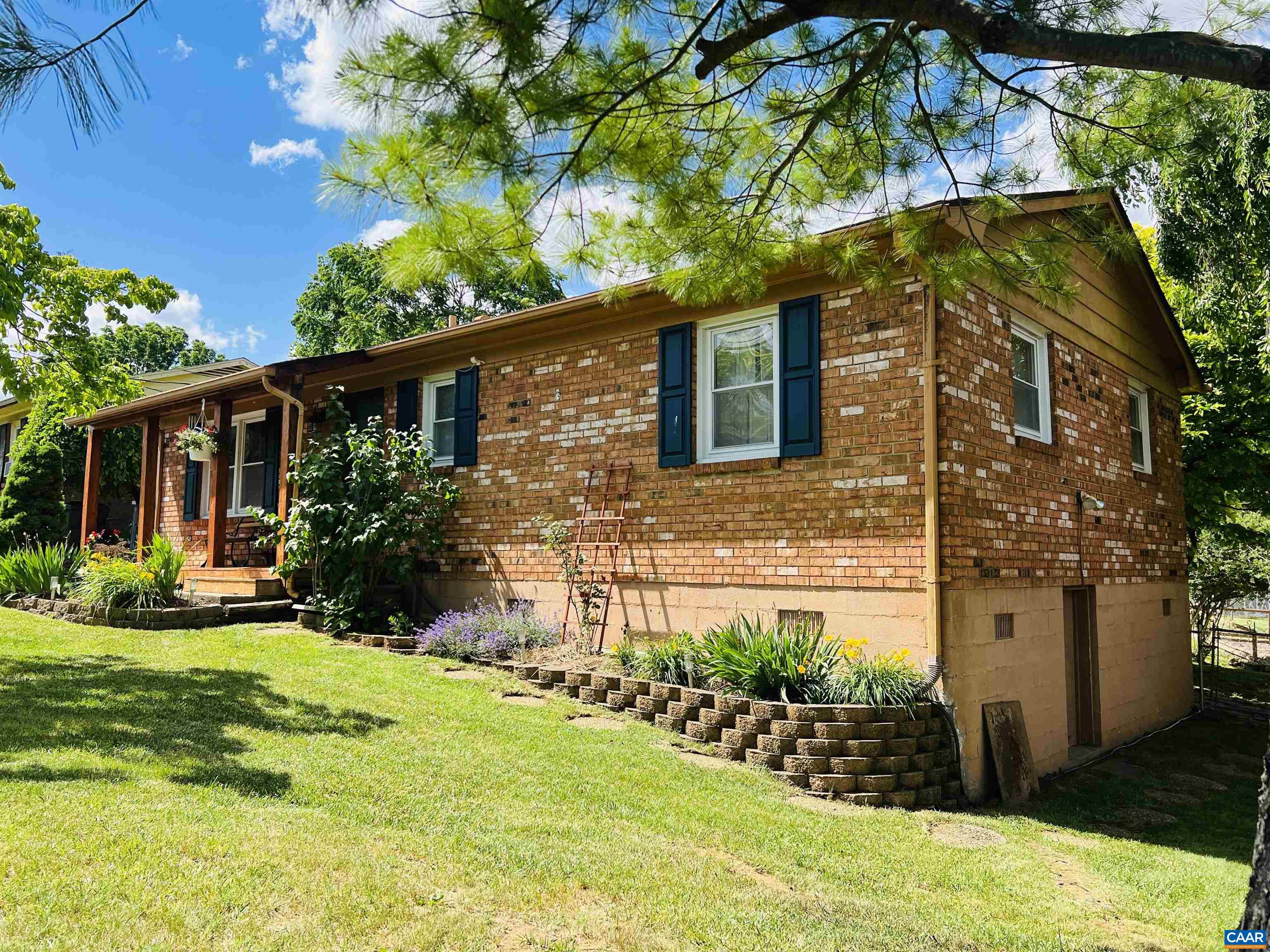 141 Quick's Mill Road Verona, VA 24482 - Photo 2 of 70 a view of a house with a yard