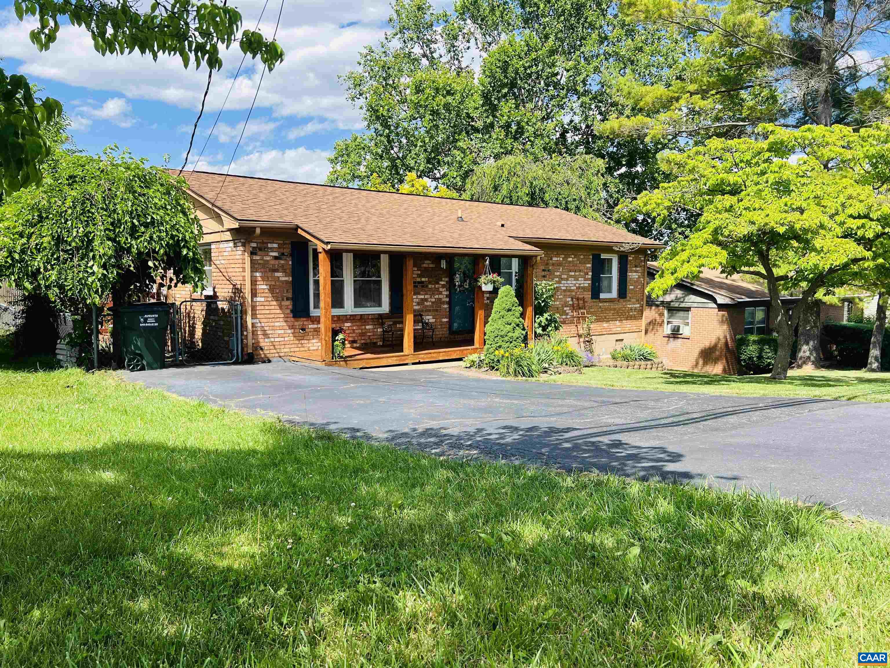141 Quick's Mill Road Verona, VA 24482 - Photo 3 of 70 a view of a house with large tree and plants