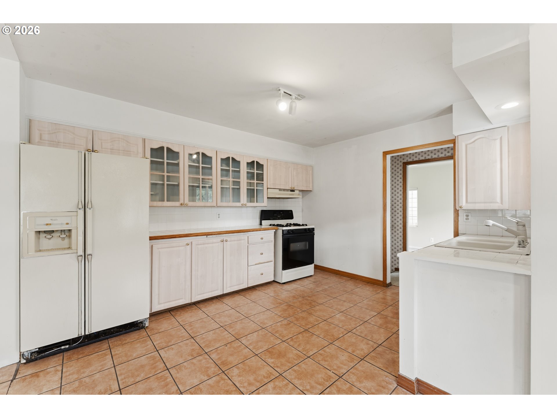 11311 Southeast Division Street Portland, OR 97216 - Photo 20 of 48