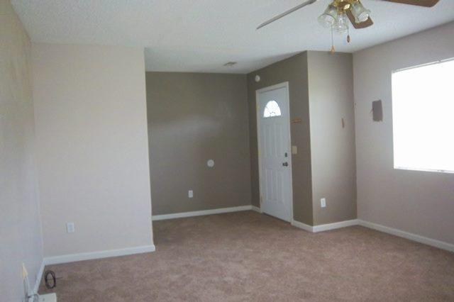 1307 Beulah Road Smoaks, SC 29481 - Photo 12 of 31 Living Room