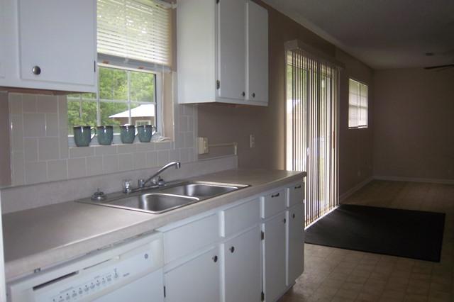 1307 Beulah Road Smoaks, SC 29481 - Photo 16 of 31 Kitchen View 2