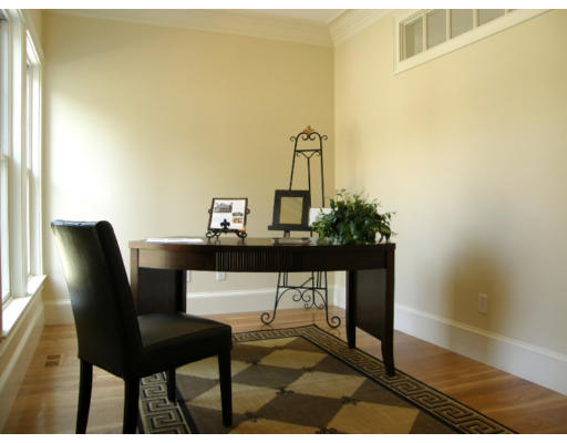 6 Luongo Farm Lane Lexington, MA 02421 - Photo 4 of 24