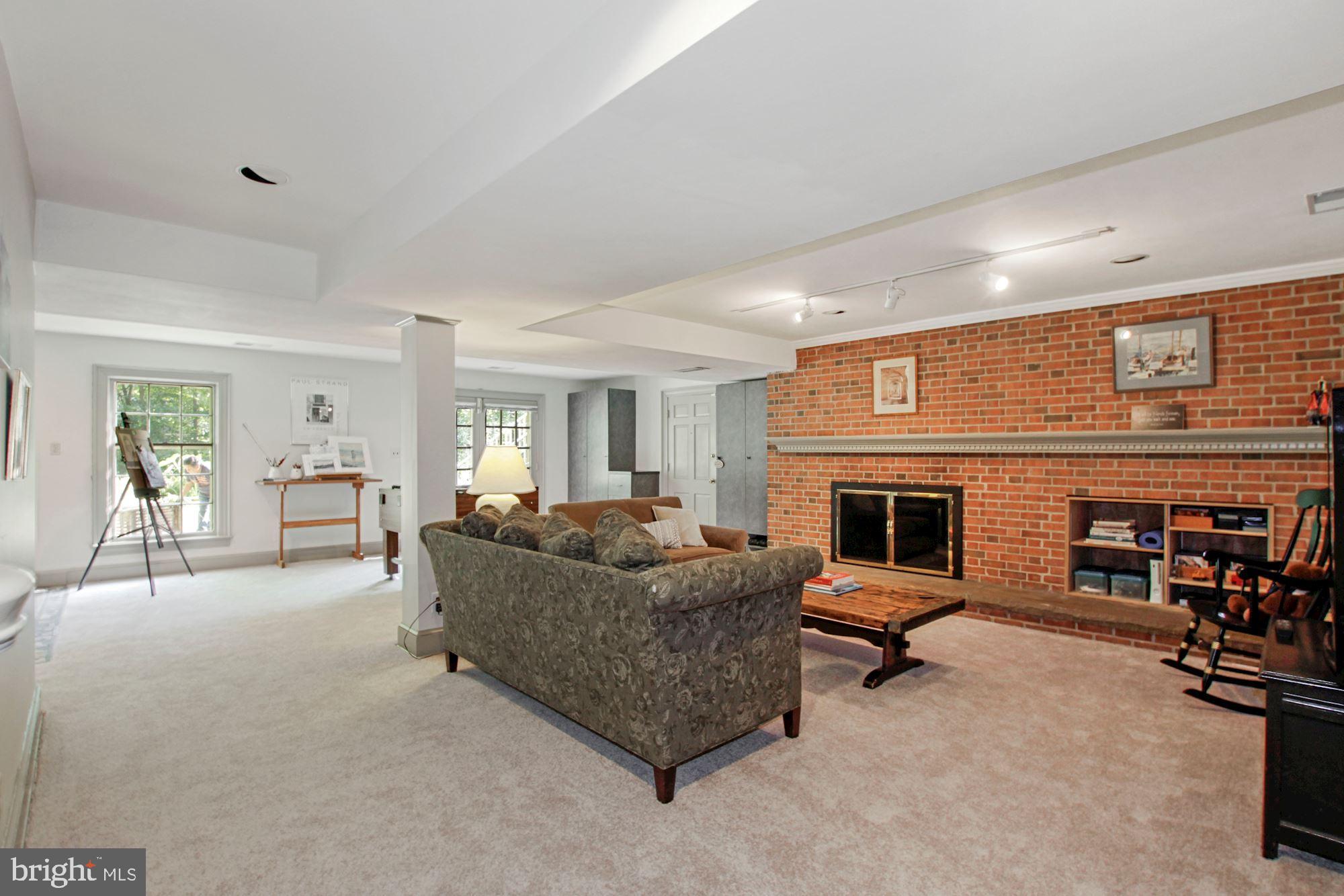 9409 Brooke Drive Bethesda, MD 20817 - Photo 37 of 47 Recreation room