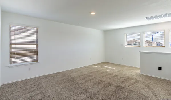 $285,000 | 2512 Ayers Drive, Seguin, TX 78155