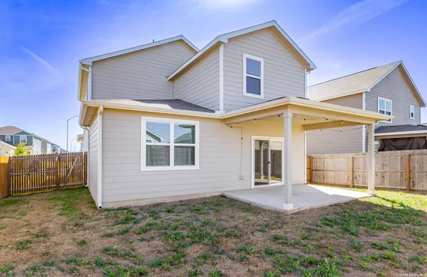 $285,000 | 2512 Ayers Drive, Seguin, TX 78155
