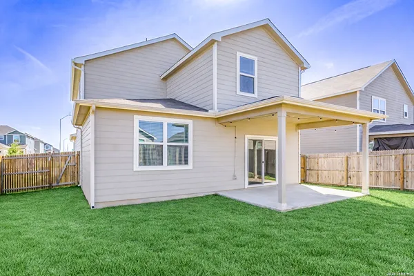 $285,000 | 2512 Ayers Drive, Seguin, TX 78155